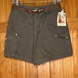 NWT Vintage Kathy Ireland Shorts with Belt Size 11/12